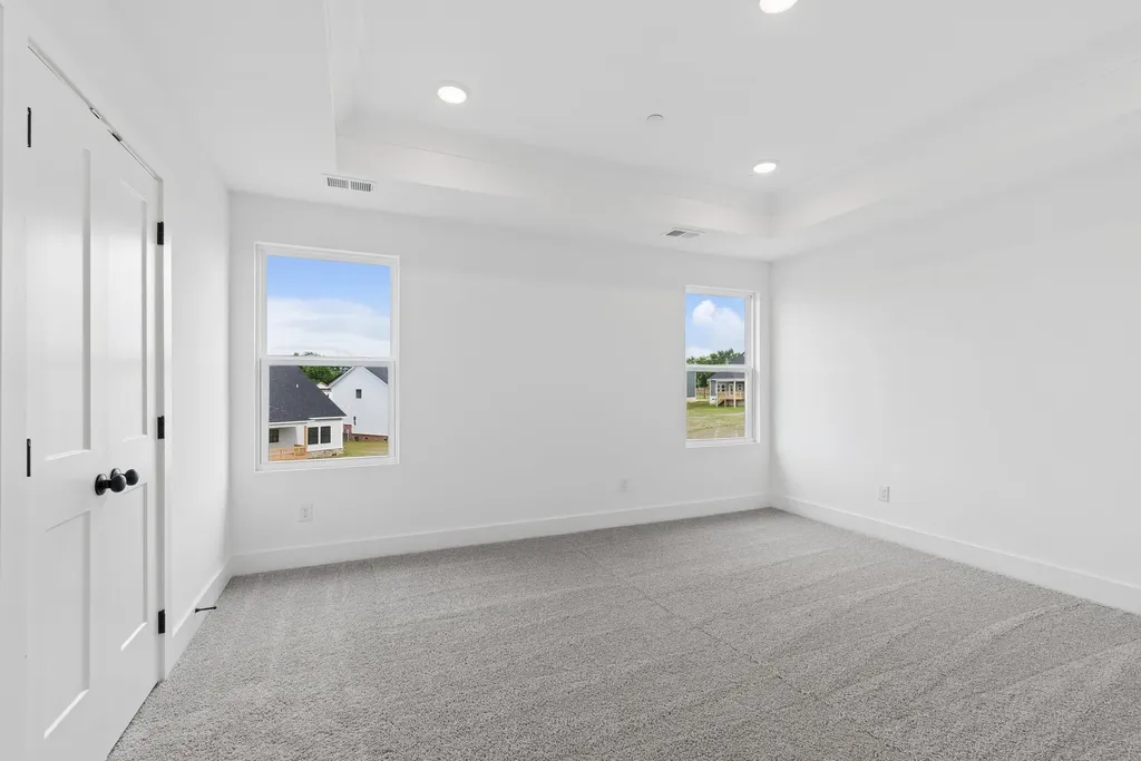 2945 Sharpstone Drive Columbia TN 38401