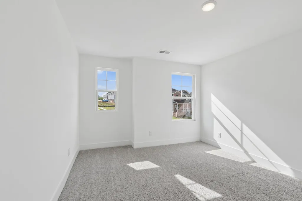 2945 Sharpstone Drive Columbia TN 38401