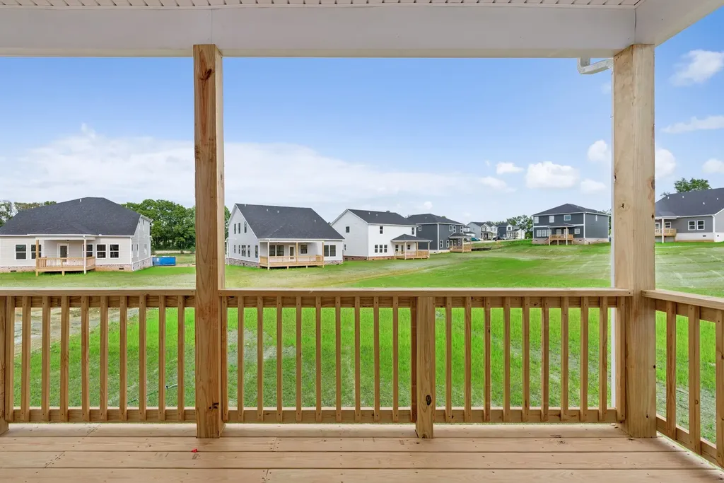 2945 Sharpstone Drive Columbia TN 38401