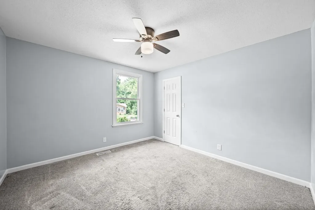 403 Louise Lane Clarksville TN 37042