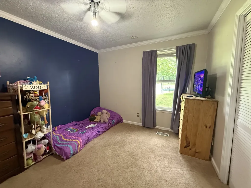 128 Robin Hood Road Dickson TN 37055