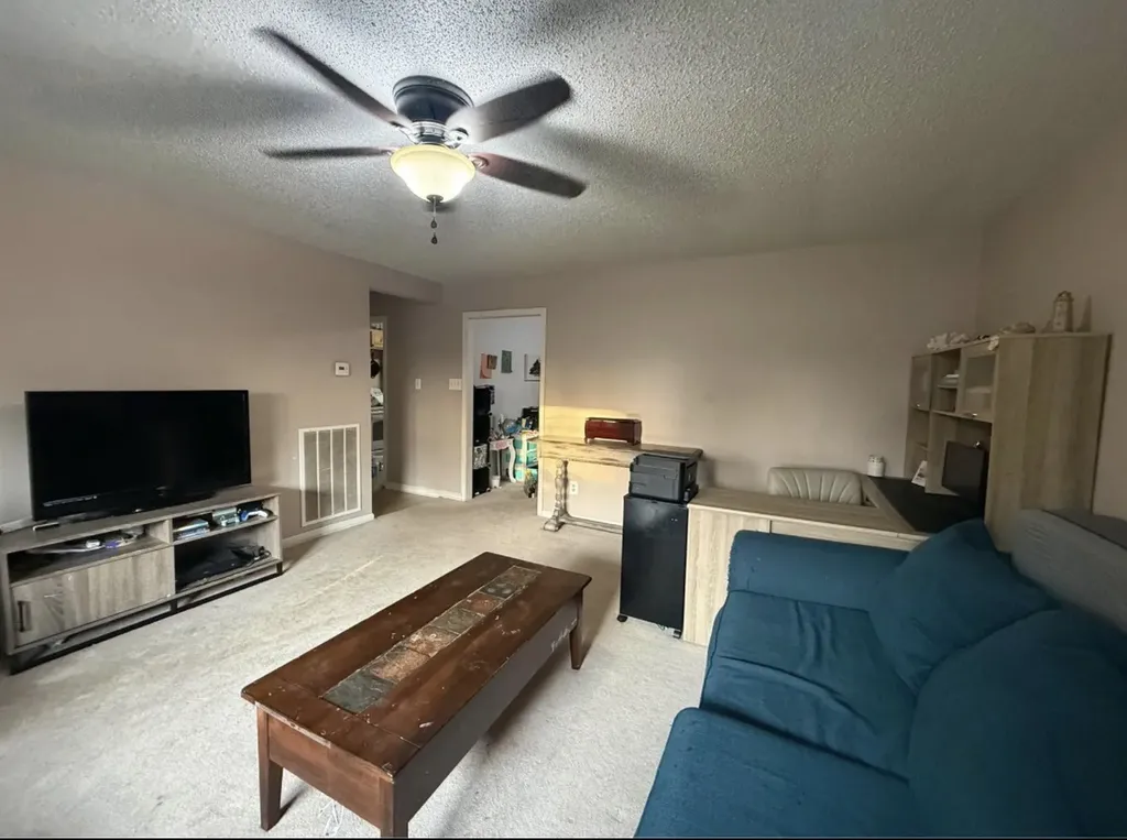 128 Robin Hood Road Dickson TN 37055