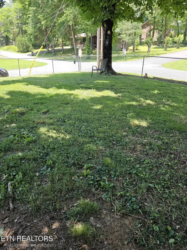 200 Sweet Lane Clinton TN 37716