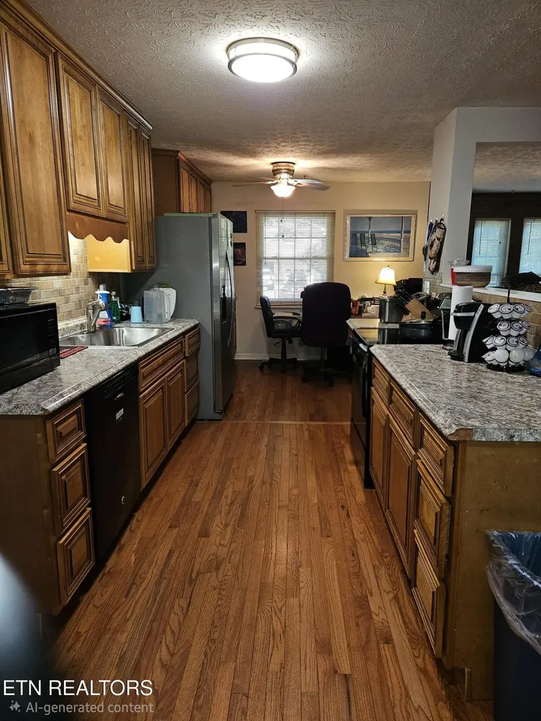 200 Sweet Lane Clinton TN 37716