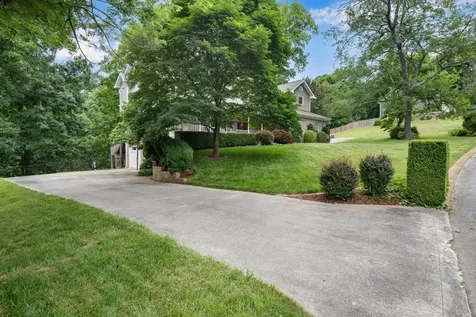 618 River Landing Drive Soddy Daisy TN 37379