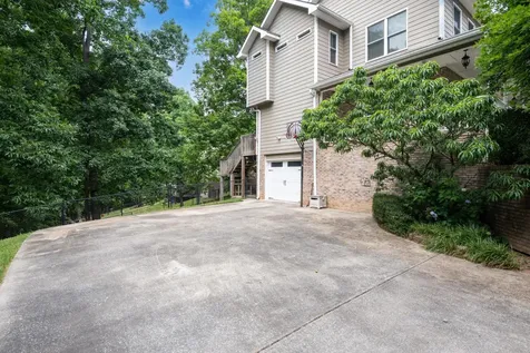 618 River Landing Drive Soddy Daisy TN 37379