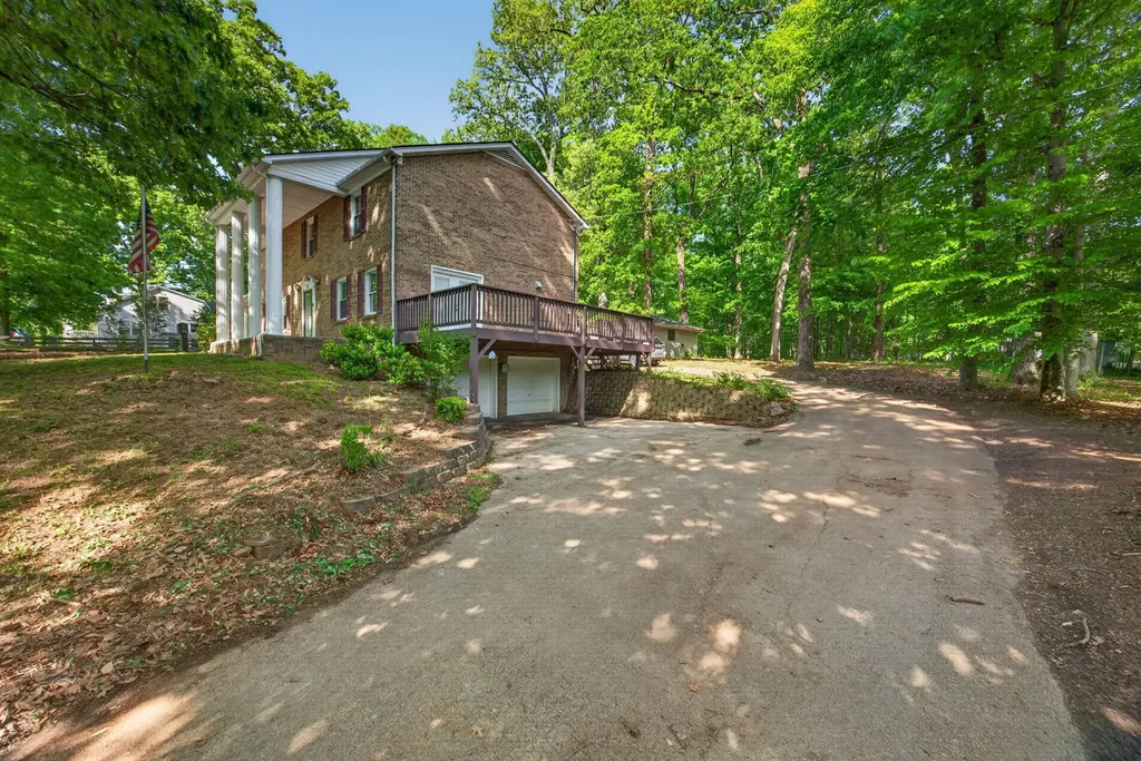 1342 Holladay Road Cookeville TN 38501