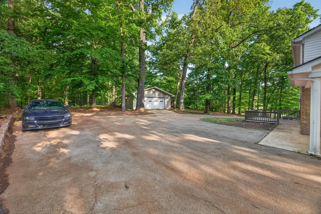 1342 Holladay Road Cookeville TN 38501