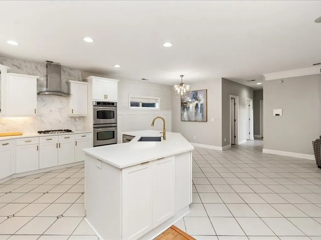 2976 Kingston Cir, S Mount Juliet TN 37122