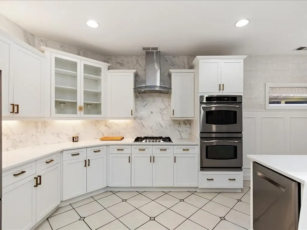 2976 Kingston Cir, S Mount Juliet TN 37122