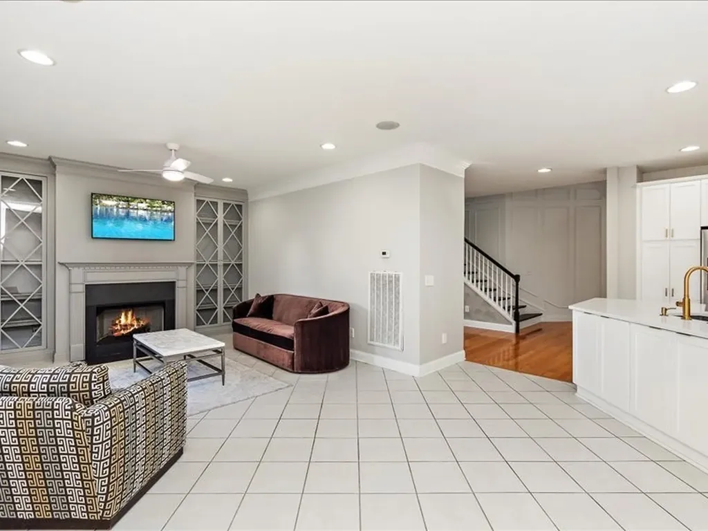 2976 Kingston Cir, S Mount Juliet TN 37122
