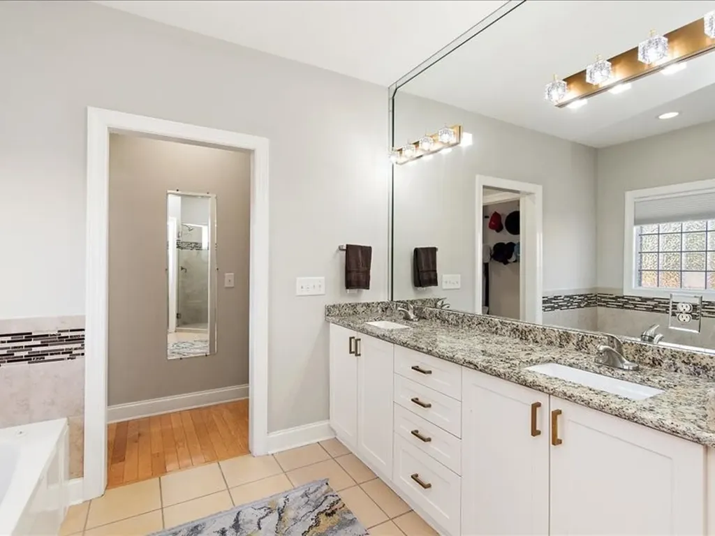2976 Kingston Cir, S Mount Juliet TN 37122