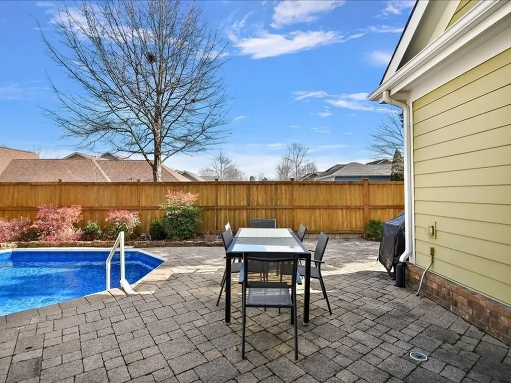 2976 Kingston Cir, S Mount Juliet TN 37122