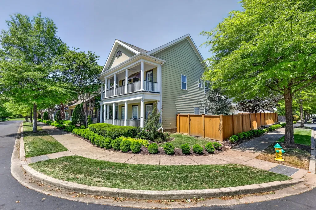 2976 Kingston Cir, S Mount Juliet TN 37122