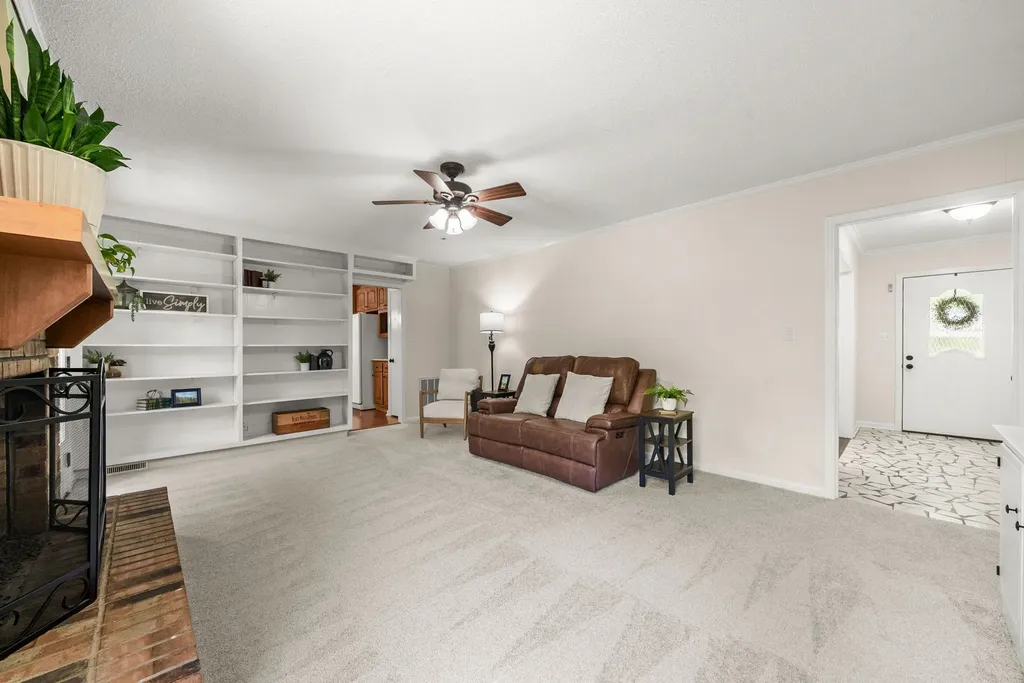 220 Norma Court Clarksville TN 37043