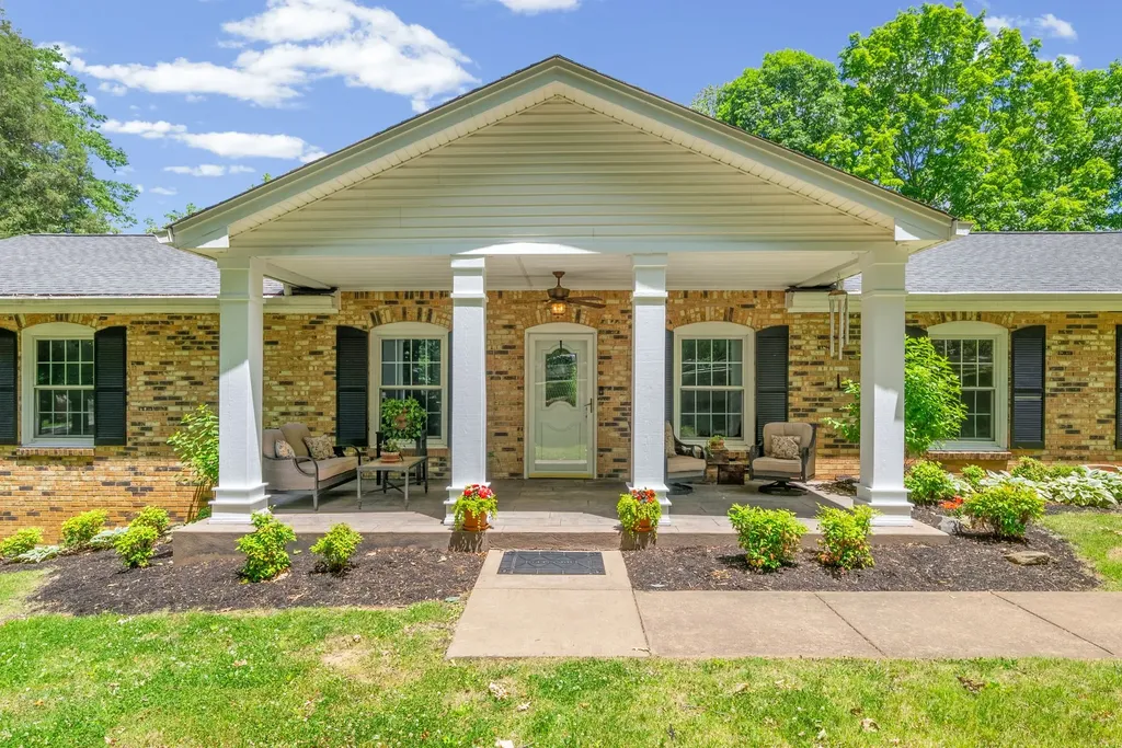 220 Norma Court Clarksville TN 37043