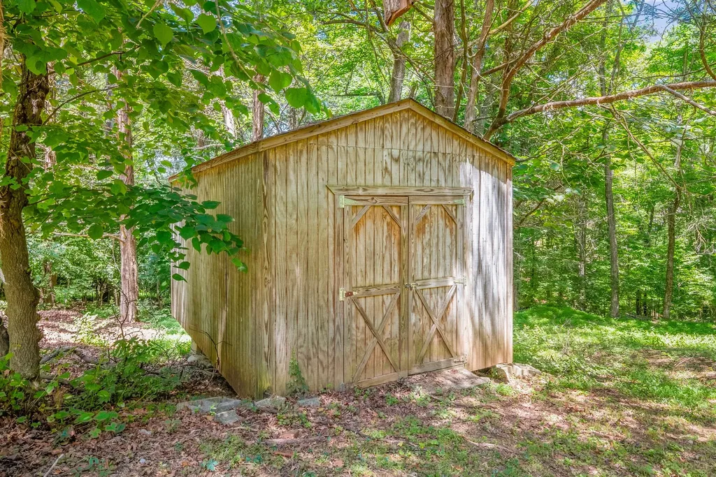 220 Norma Court Clarksville TN 37043