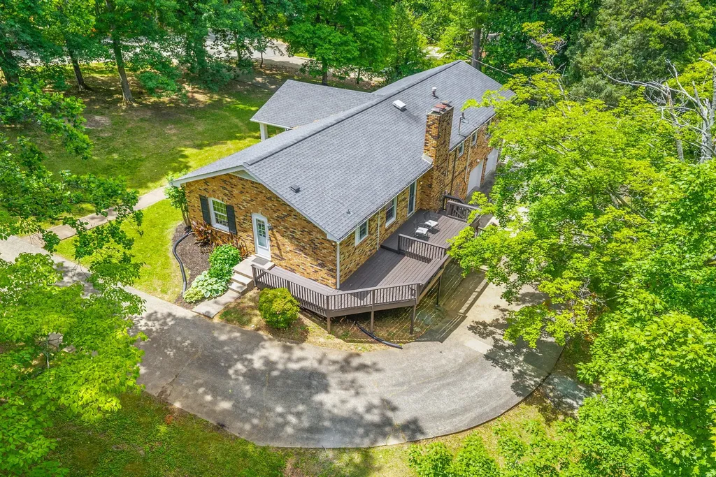 220 Norma Court Clarksville TN 37043