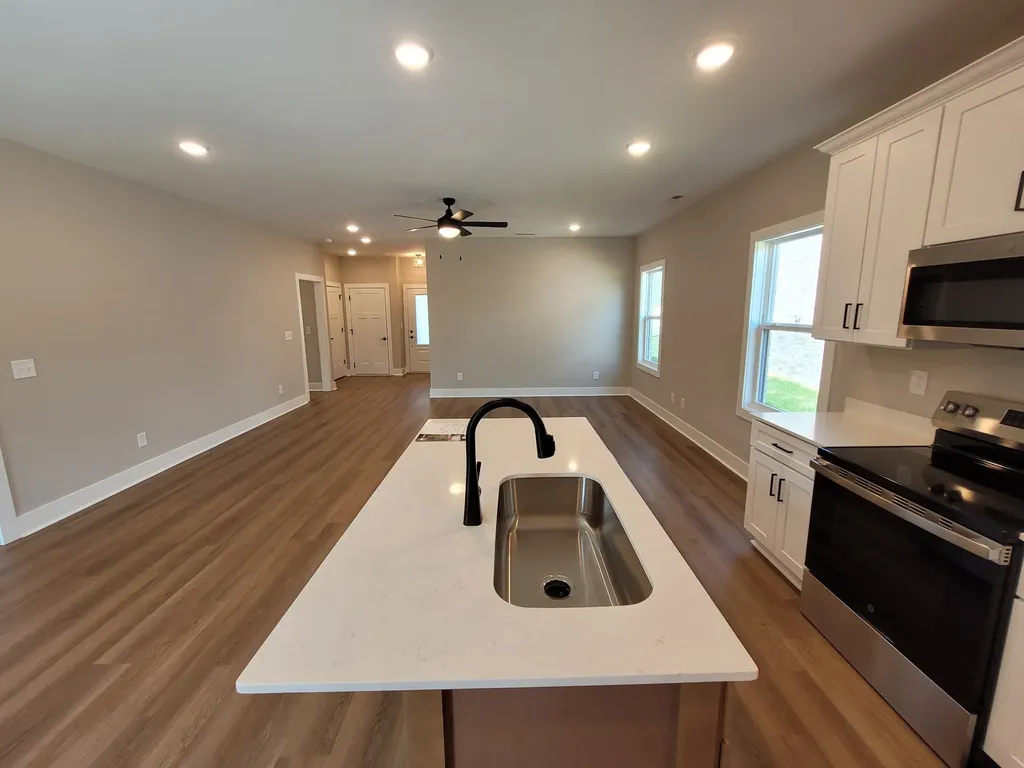 200 Sandalwood Way Dickson TN 37055