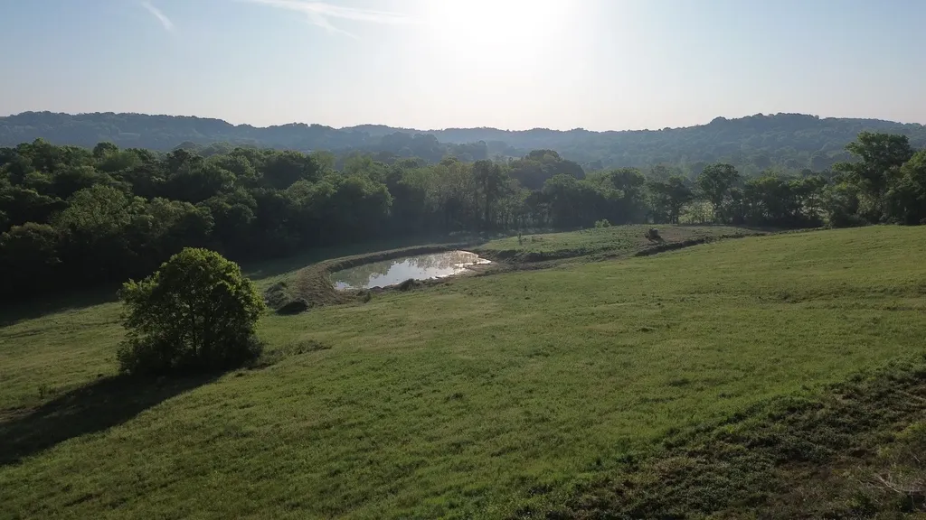 1820 New Highway 7 Columbia TN 38401