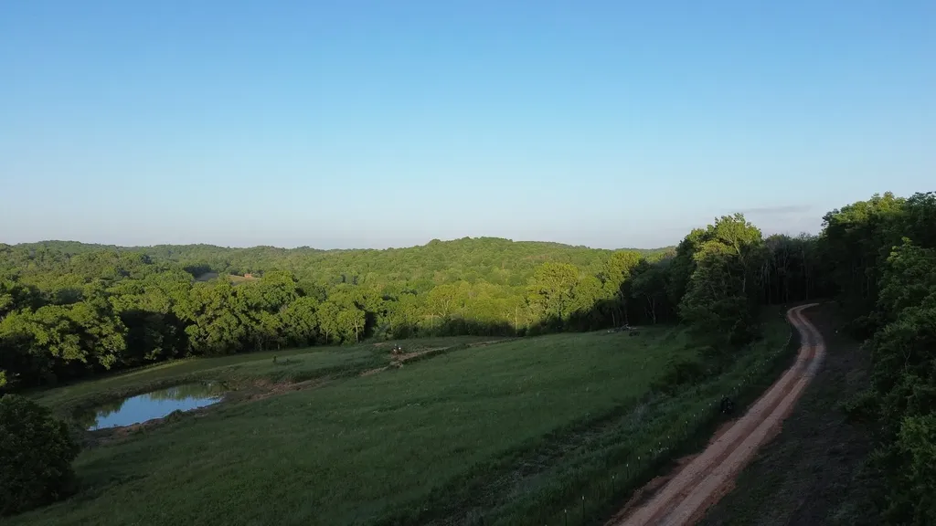 1820 New Highway 7 Columbia TN 38401