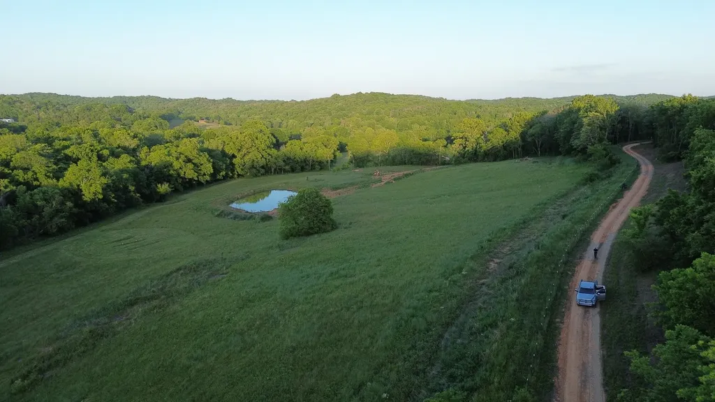 1820 New Highway 7 Columbia TN 38401