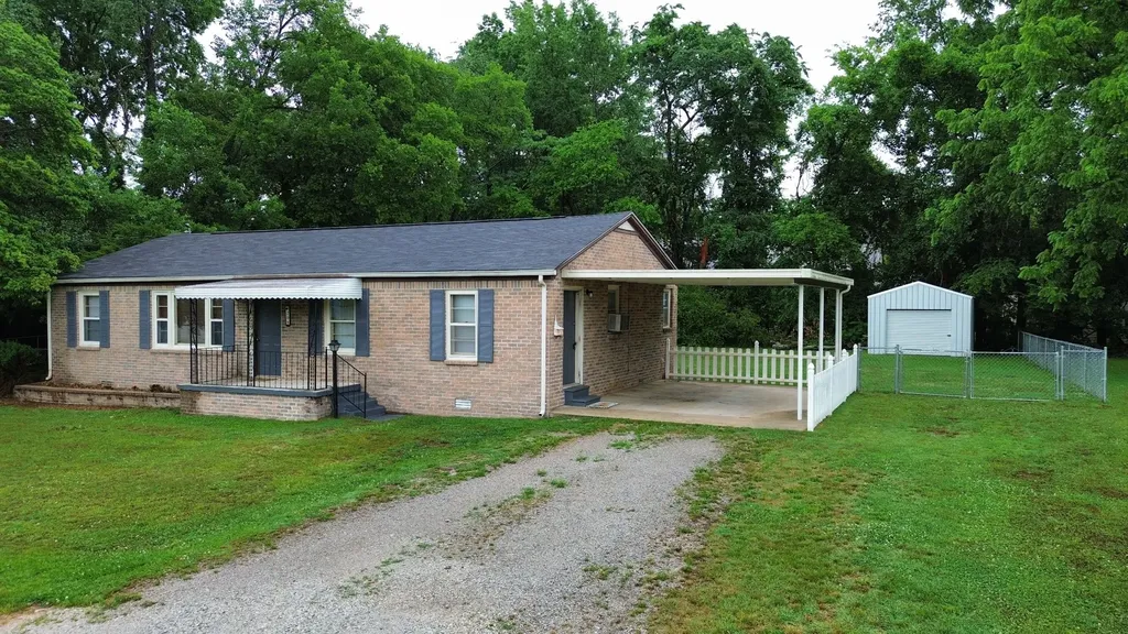 208 Lillian Street Winchester TN 37398