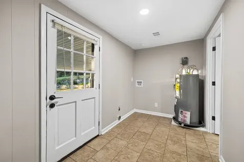 133 Mockerson Road Leoma TN 38468
