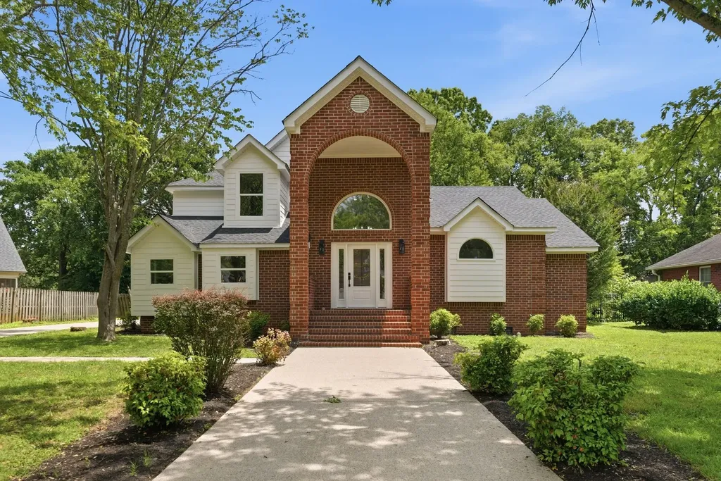 2918 Canterbury Court Murfreesboro TN 37129