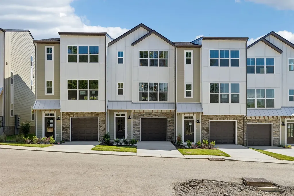 2014 Sonya Terrace Nashville TN 37209