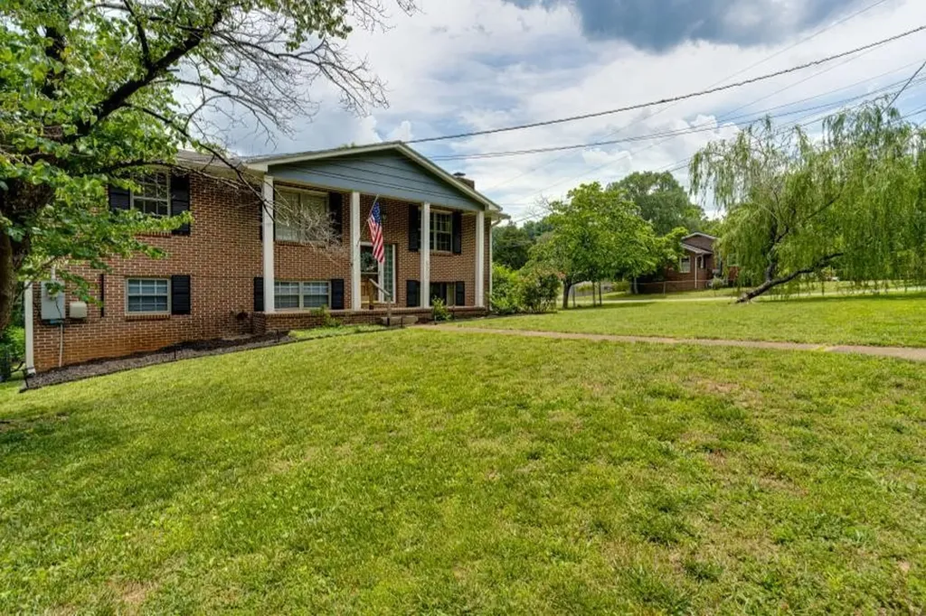 5900 Tyner Lane Harrison TN 37341