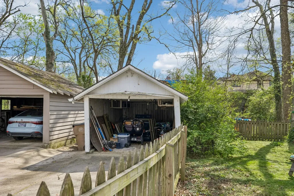 2505 W Linden Avenue Nashville TN 37212