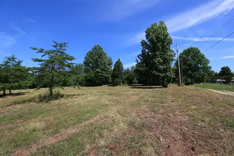 5 Poplar Ridge Lane Chapmansboro TN 37035