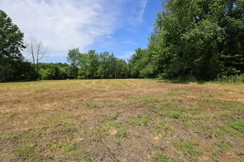 5 Poplar Ridge Lane Chapmansboro TN 37035