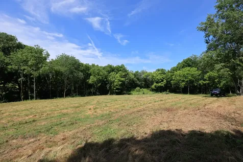 5 Poplar Ridge Lane Chapmansboro TN 37035