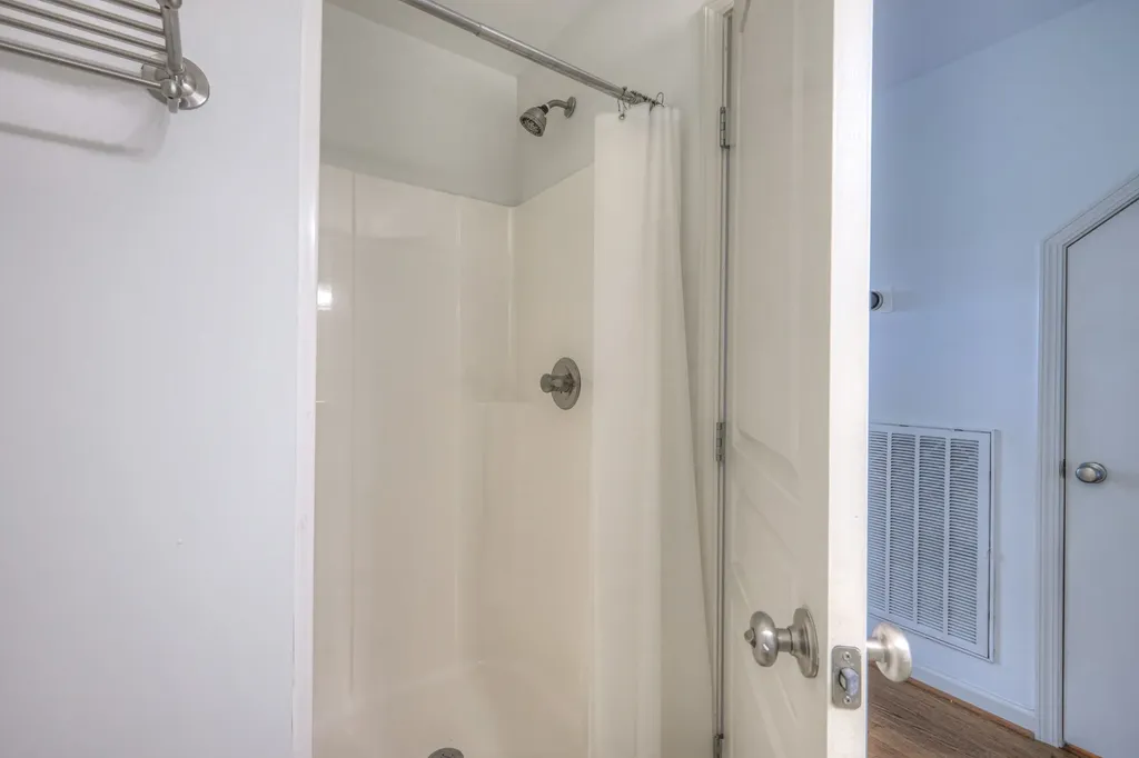 5306B Georgia Avenue Nashville TN 37209