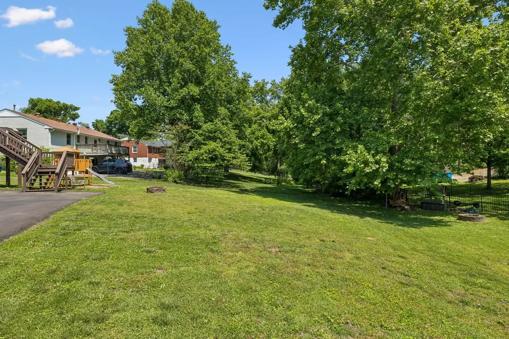 535 Richmar Drive Nashville TN 37211