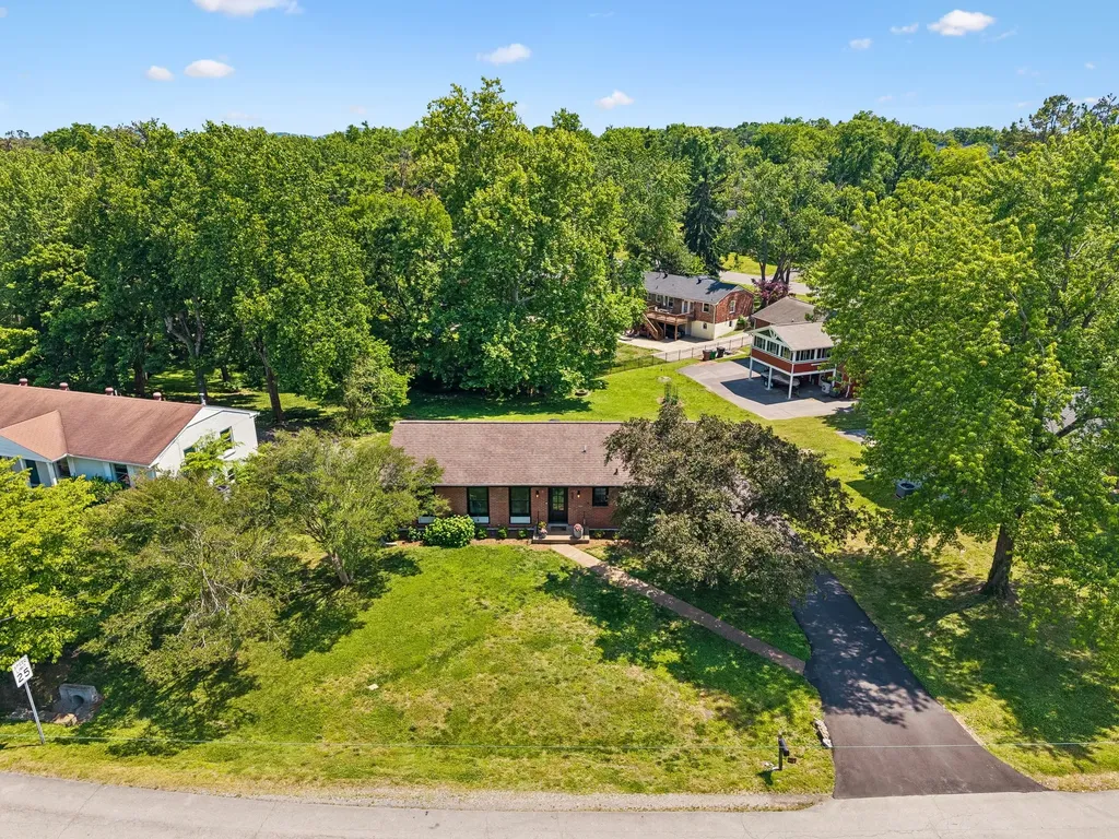 535 Richmar Drive Nashville TN 37211