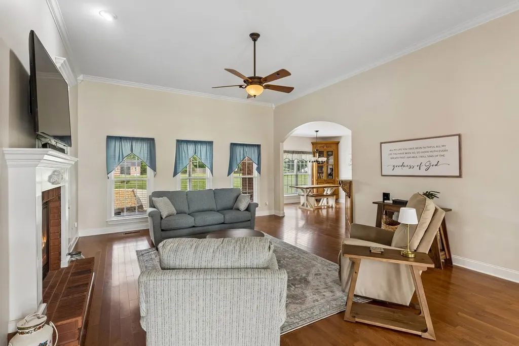 6928 Zion Crossing Court Columbia TN 38401