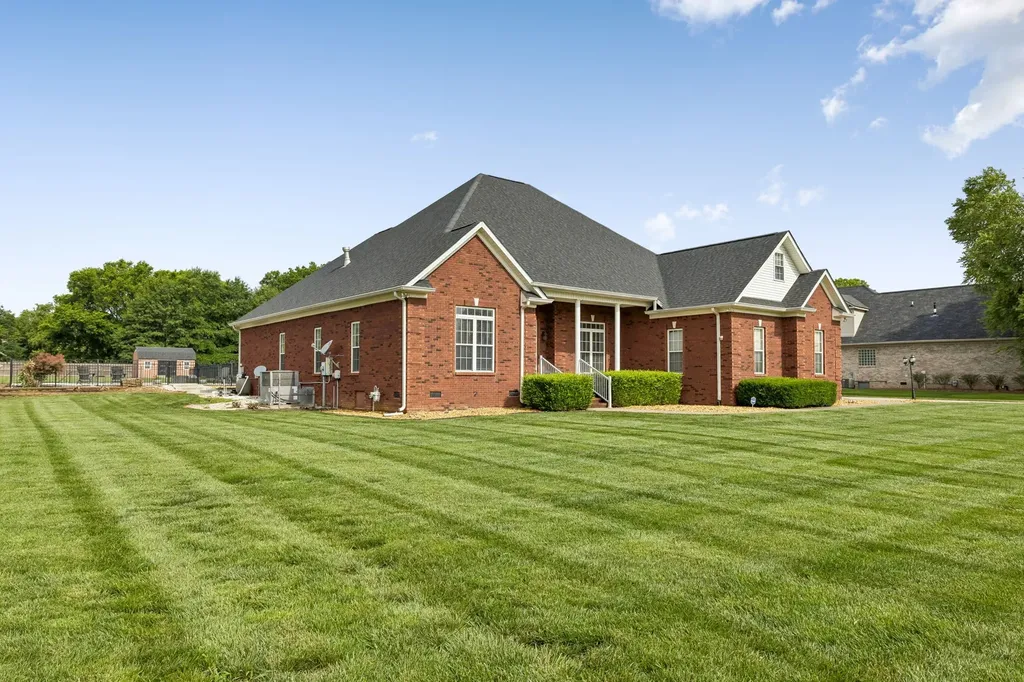 6928 Zion Crossing Court Columbia TN 38401