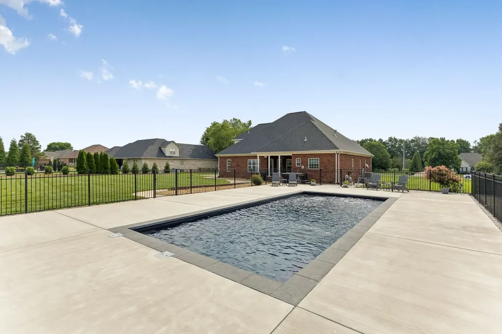 6928 Zion Crossing Court Columbia TN 38401