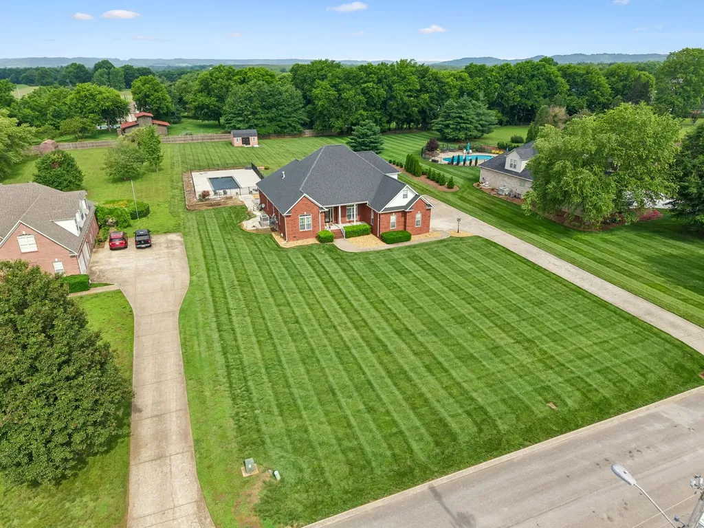 6928 Zion Crossing Court Columbia TN 38401