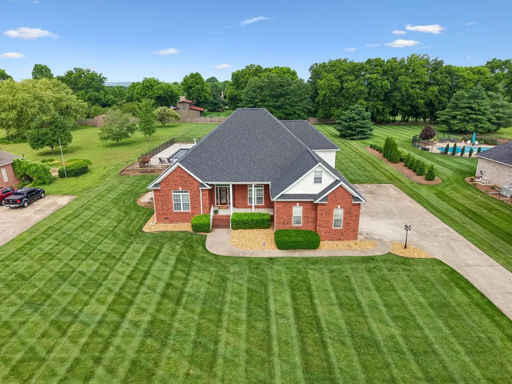 6928 Zion Crossing Court Columbia TN 38401