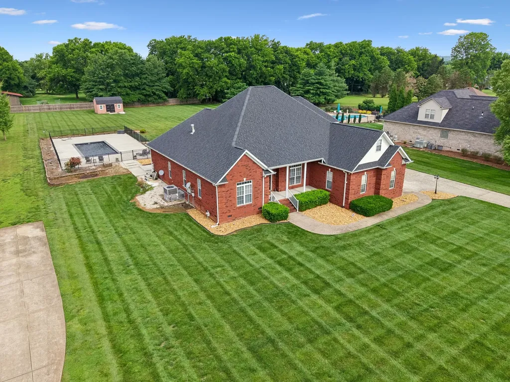 6928 Zion Crossing Court Columbia TN 38401