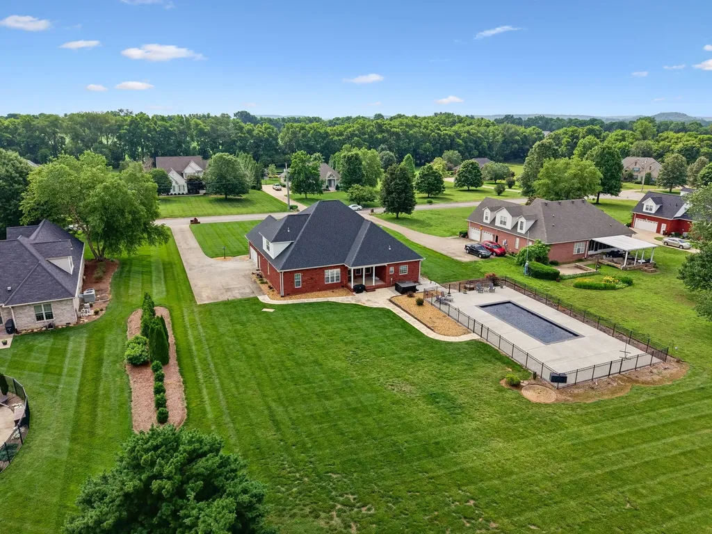 6928 Zion Crossing Court Columbia TN 38401