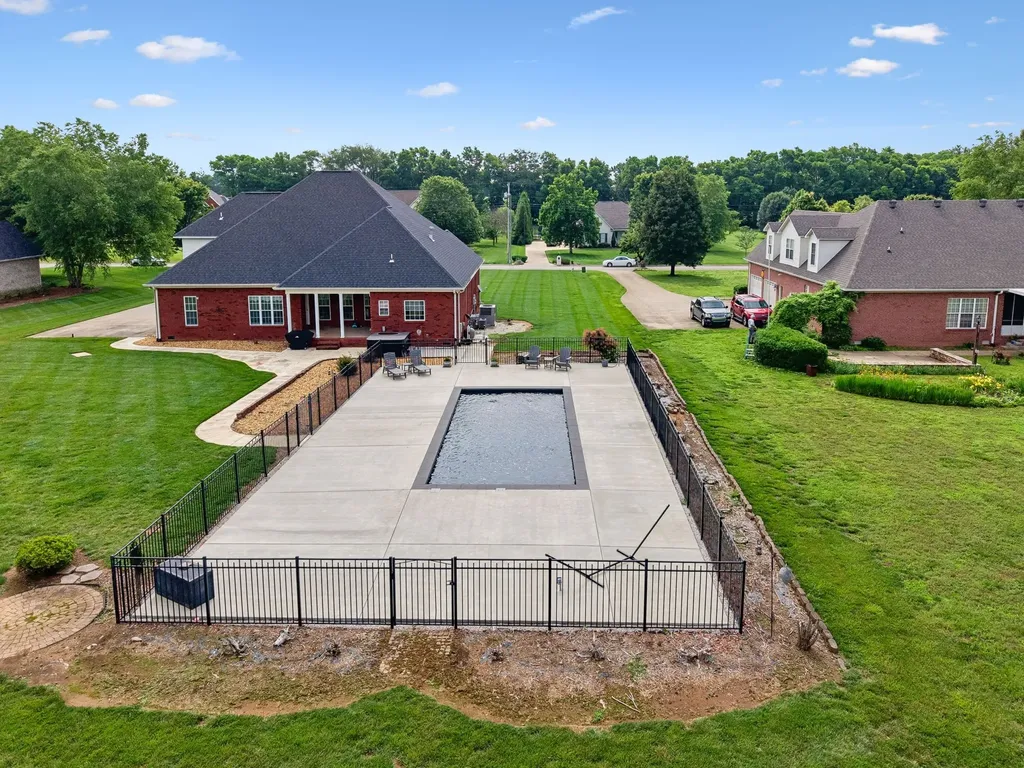 6928 Zion Crossing Court Columbia TN 38401