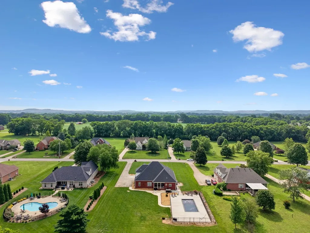 6928 Zion Crossing Court Columbia TN 38401