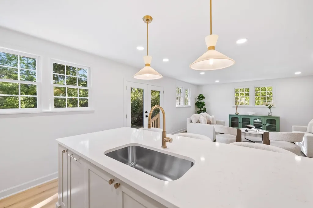 1107 Riverwood Drive Nashville TN 37216