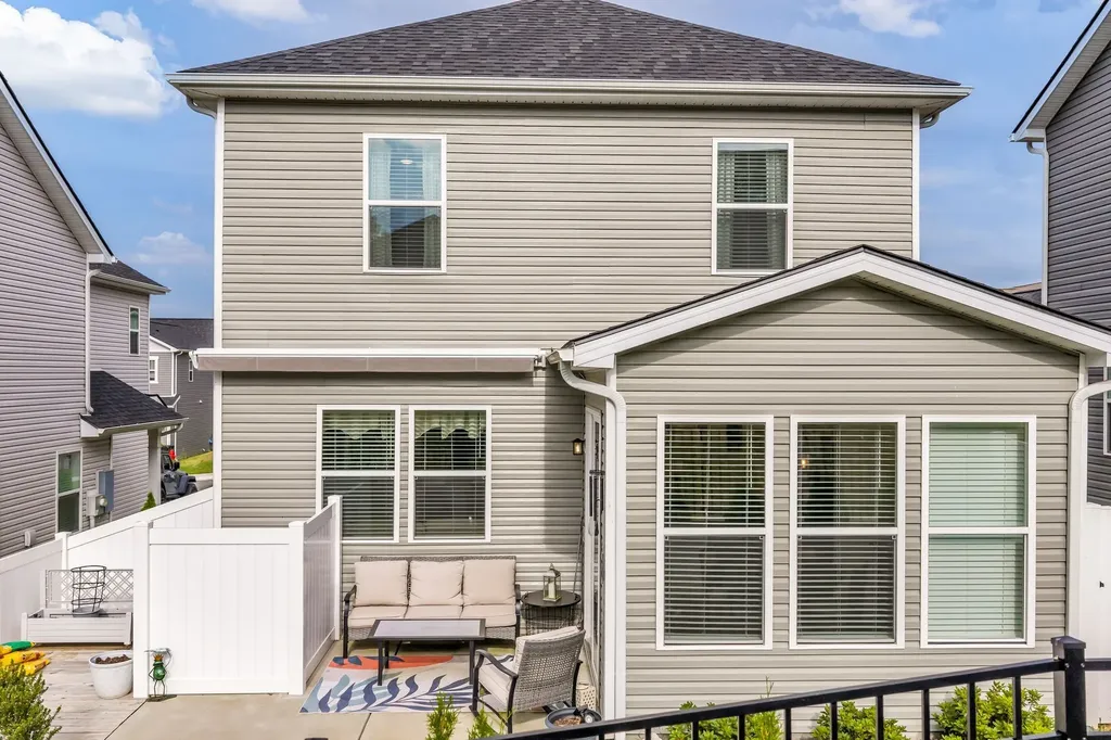 123 Timber Crest Trail White Bluff TN 37187