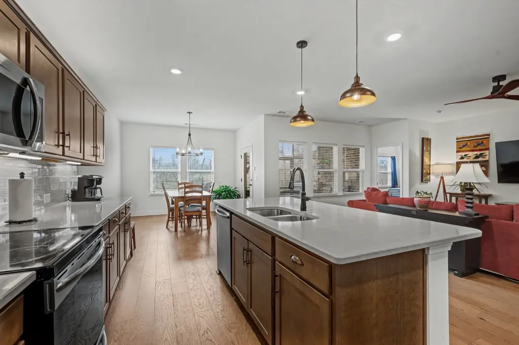 2065 Creekland View Boulevard Nashville TN 37207
